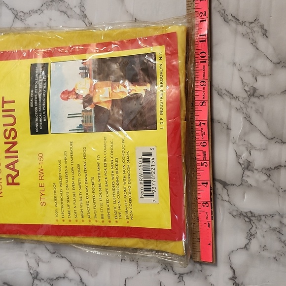 NIB Comfi-Wear 2pc Bib Style Rainsuit - Picture 10 of 16